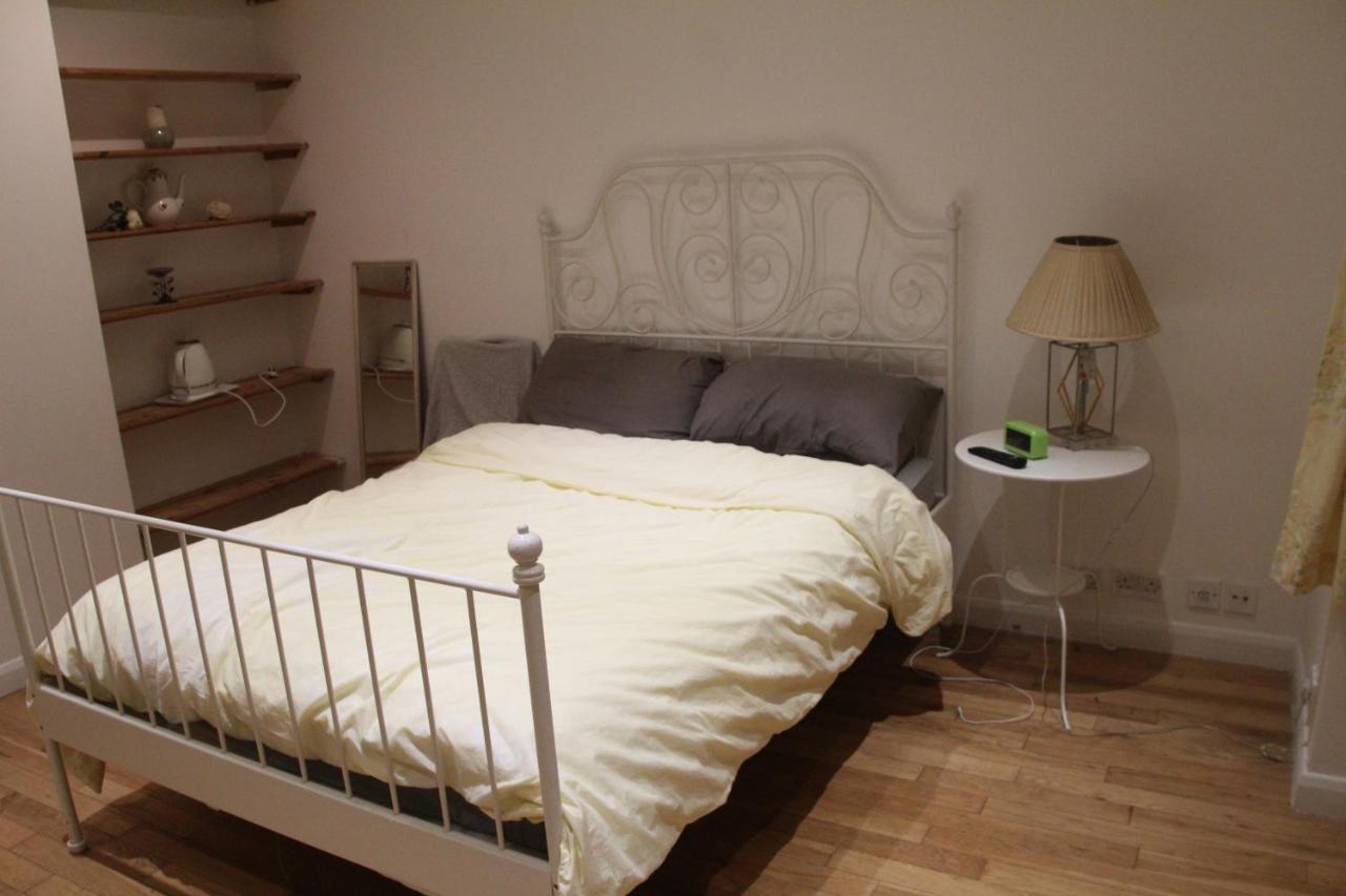 Beautiful Double Bedroom Edgware Kültér fotó